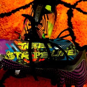 Three stripe life (adidas) football cleats size 7.5